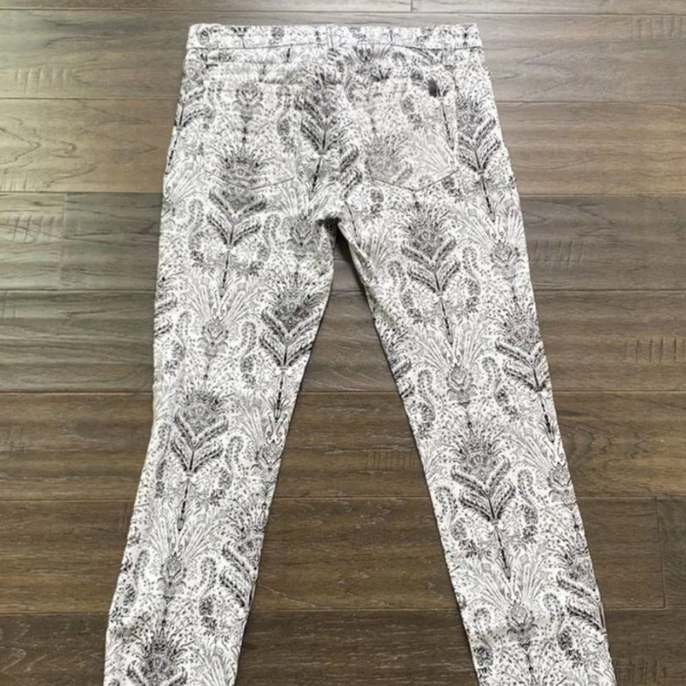 Joes Jeans Black & White Floral Print Skinny Jean Size 25
